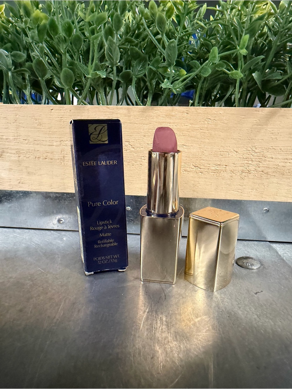 Estee Lauder Pure Color Matte Lipstick - Influential - Picture 2 of 10